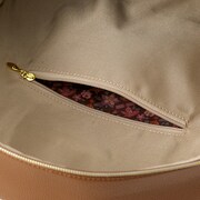 アメリカモデルのバッグ。