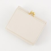 ロシアモデルの財布。