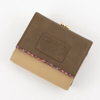 アメリカモデルの財布。