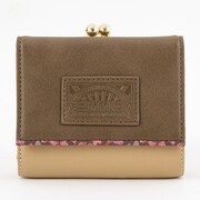 アメリカモデルの財布。