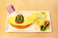 「少ハリフラッグオムライス」は、メンバーごとに異なるトッピングが用意されている。