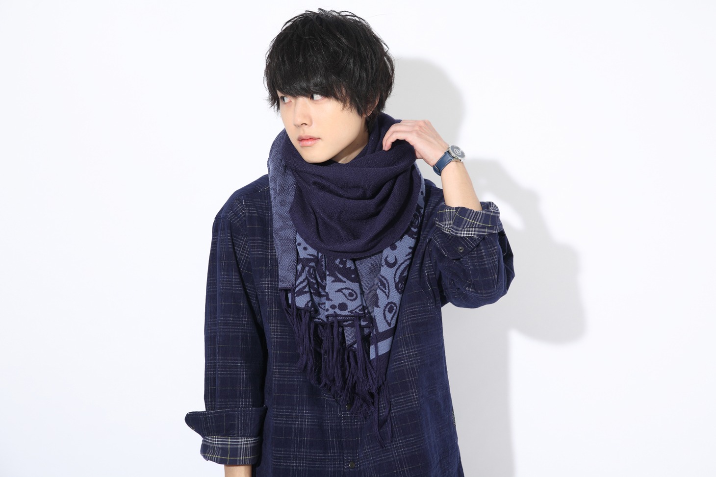 伊達政宗モデルのストールの使用イメージ。