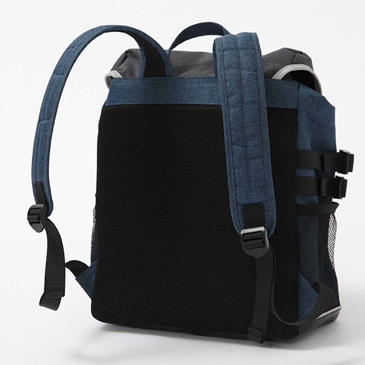 伊達政宗モデルのバックパック。