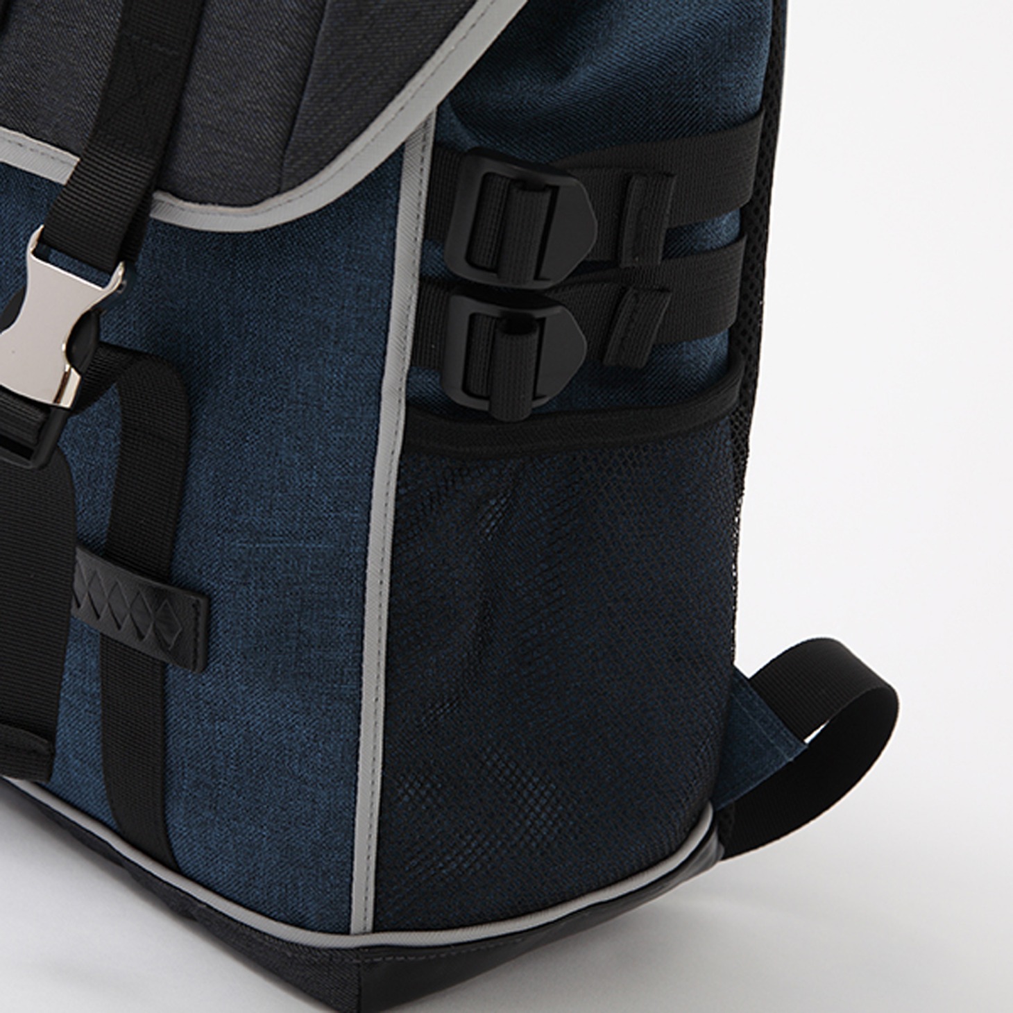 伊達政宗モデルのバックパック。