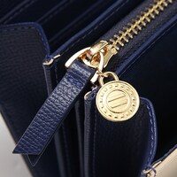 伊達政宗モデルの長財布。