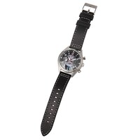 ムッタモデルの腕時計。