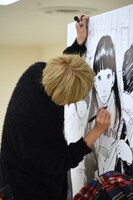 ライブドローイングの様子。