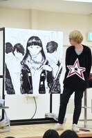 ライブドローイングの様子。