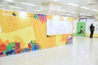 「画業20周年記念企画 浅野いにおの世界展～Ctrl＋T2～」の様子。