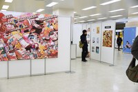 「画業20周年記念企画 浅野いにおの世界展～Ctrl＋T2～」の様子。