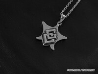 ネックレスの裏面。