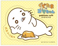 ノベルティのステッカー。