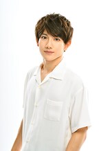 フレッド・ポーロック役の赤澤遼太郎。