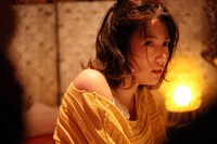 ドラマ「フルーツ宅配便」より、徳永えり演じるみかん。