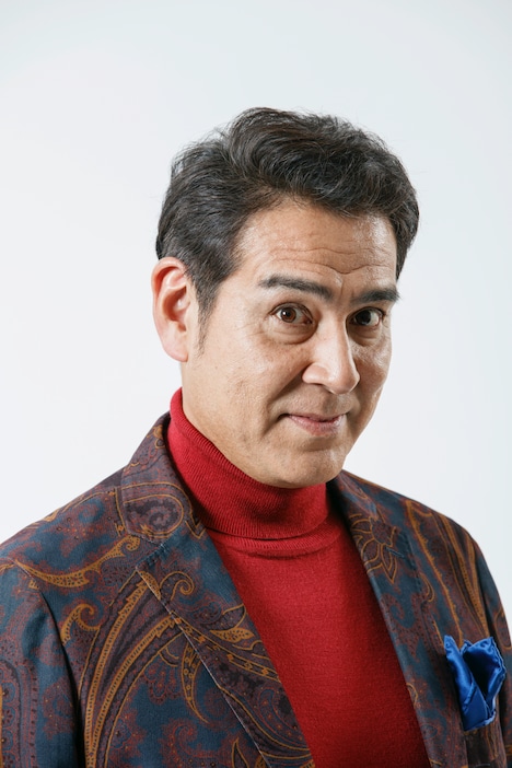 桑田ケイゾウ役の宇梶剛士。