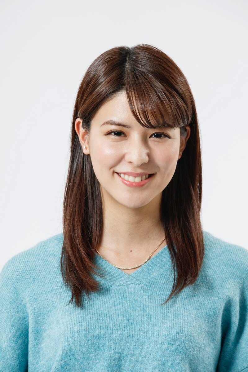 大黒マキコ役の藤井美菜。