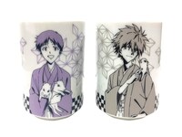 フェアのビジュアルが使用された湯のみセット。