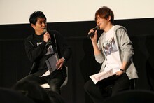 左からダグ役の三上哲、キリル役の天崎滉平。