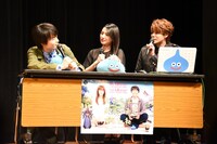 ゲームに興じる3人。