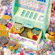 「タッチ認証！ATM型貯金箱」の使用イメージ。