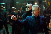 映画「カイジ 動物世界」場面写真。