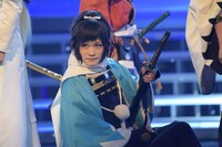 鳥越裕貴演じる大和守安定。