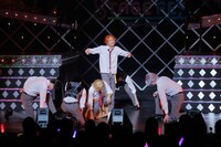 「STAGE FES 2018」より、舞台「俺たちマジ校デストロイ」のステージの様子。