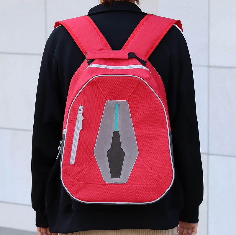 アニメ「SSSSグリッドマン」赤 リュック SSSS.GRIDMAN」主人公・響裕太のリュックを再現、期間限定で受注生産