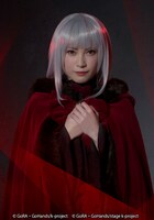 桑江咲菜扮する櫛名アンナ。