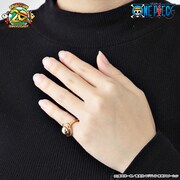 「ルフィの麦わら帽子のピンキーリング」の使用イメージ。