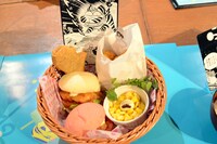 「ランちゃんのレイさん▽愛情バーガーバスケット」