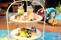 「幼馴染仲良し!? 4人組のデザートタワー」