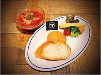 「GINO THE CAFE特製トリッパ煮込み（ミニパン付き）」