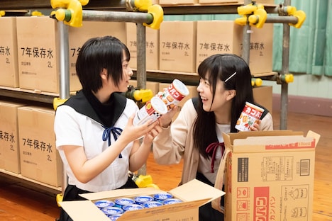 追加で公開された映画「がっこうぐらし」場面写真。