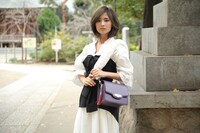 殺生丸モデルのバッグ使用イメージ。