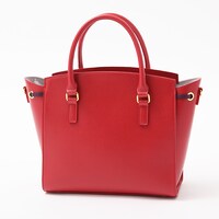 犬夜叉モデルのバッグ。