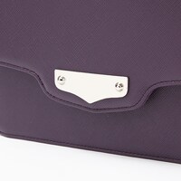 殺生丸モデルのバッグ。