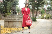 犬夜叉モデルのバッグ使用イメージ。