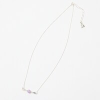 四魂の玉モデルのネックレス。