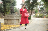 犬夜叉モデルのバッグ使用イメージ。