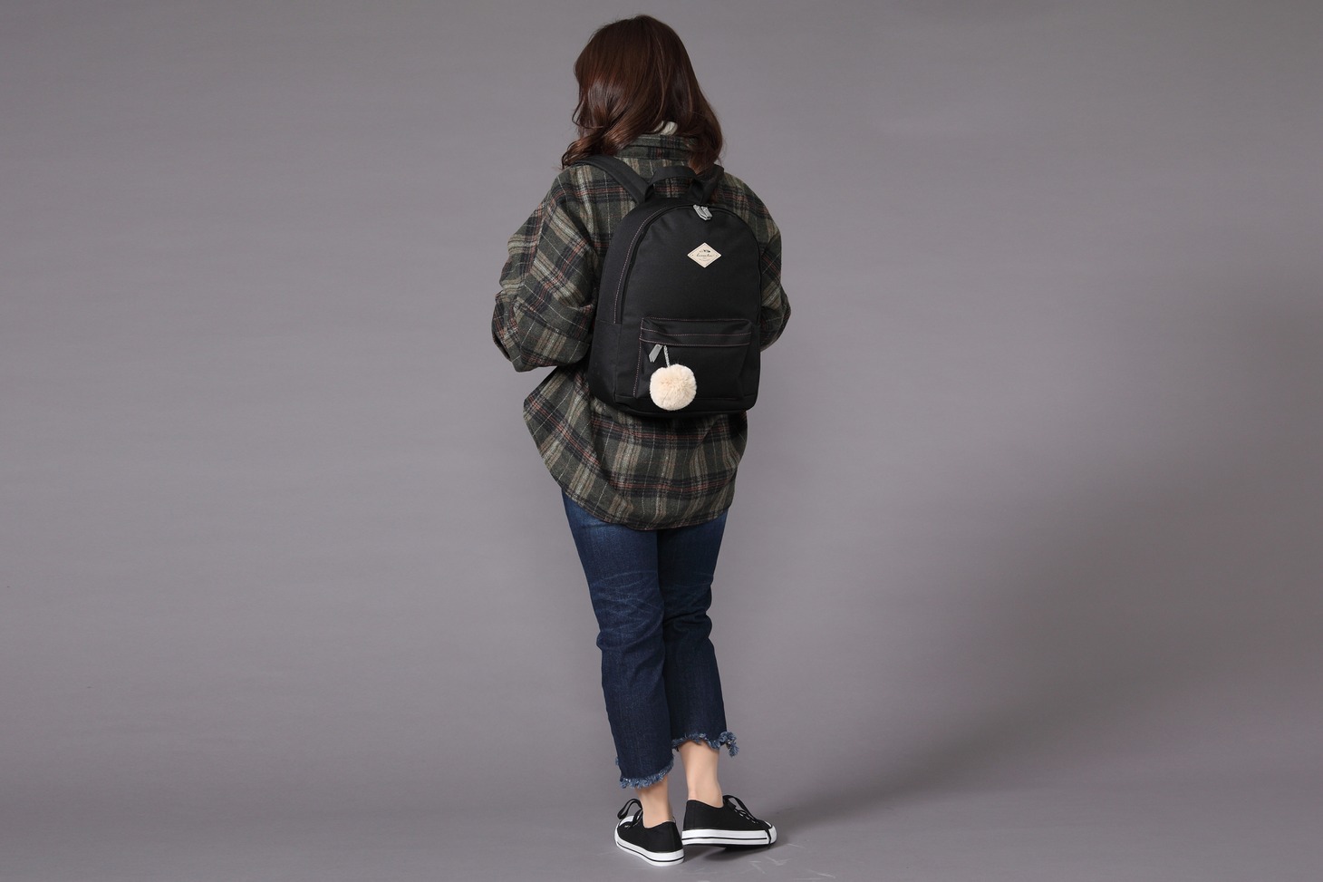 折原臨也モデルのリュックの使用イメージ。