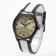 平和島静雄モデルの腕時計。