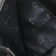 折原臨也モデルの財布。