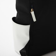 平和島静雄モデルのリュック。