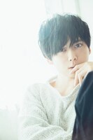 立花投馬役を演じる梶裕貴。