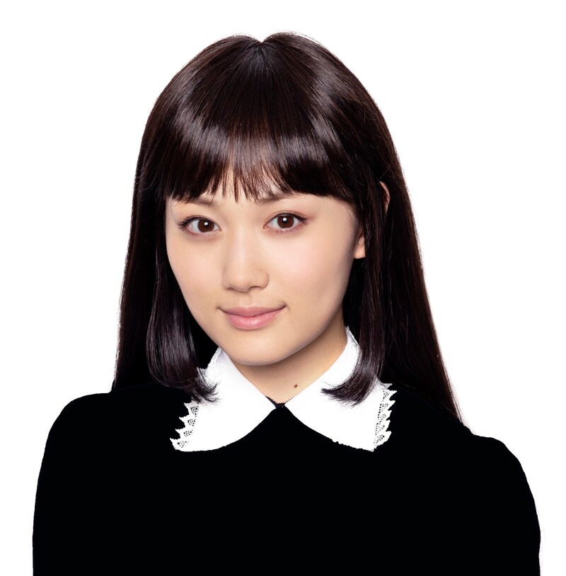 神尾マイを演じる山下美月(乃木坂46)。