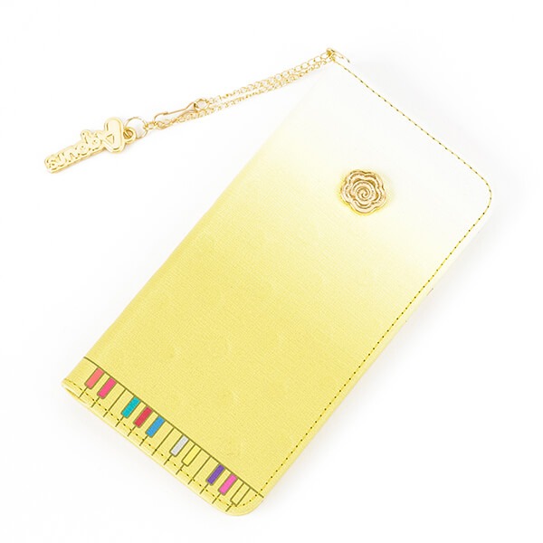 「想いよひとつになれ」をモチーフにした、国木田花丸モデルのスマートフォンケース。