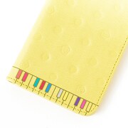 「想いよひとつになれ」をモチーフにした、国木田花丸モデルのスマートフォンケース。