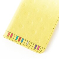 「想いよひとつになれ」をモチーフにした、国木田花丸モデルのスマートフォンケース。