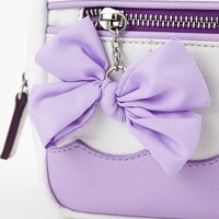 「恋になりたいAQUARIUM」をモチーフにした、小原鞠莉モデルのポーチ。